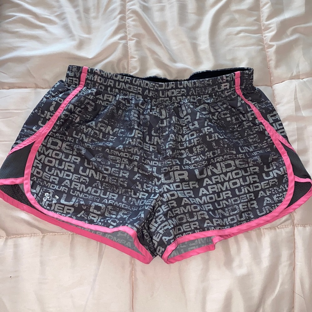 UA running shorts size medium - Picture 1 of 3